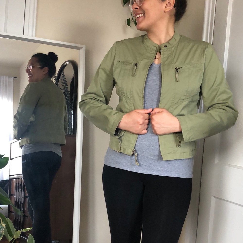 GAP cropped utility jacket